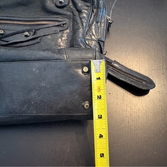 Balenciaga Velo City Black Leather Shoulder Tote Bag - Picture 14 of 15